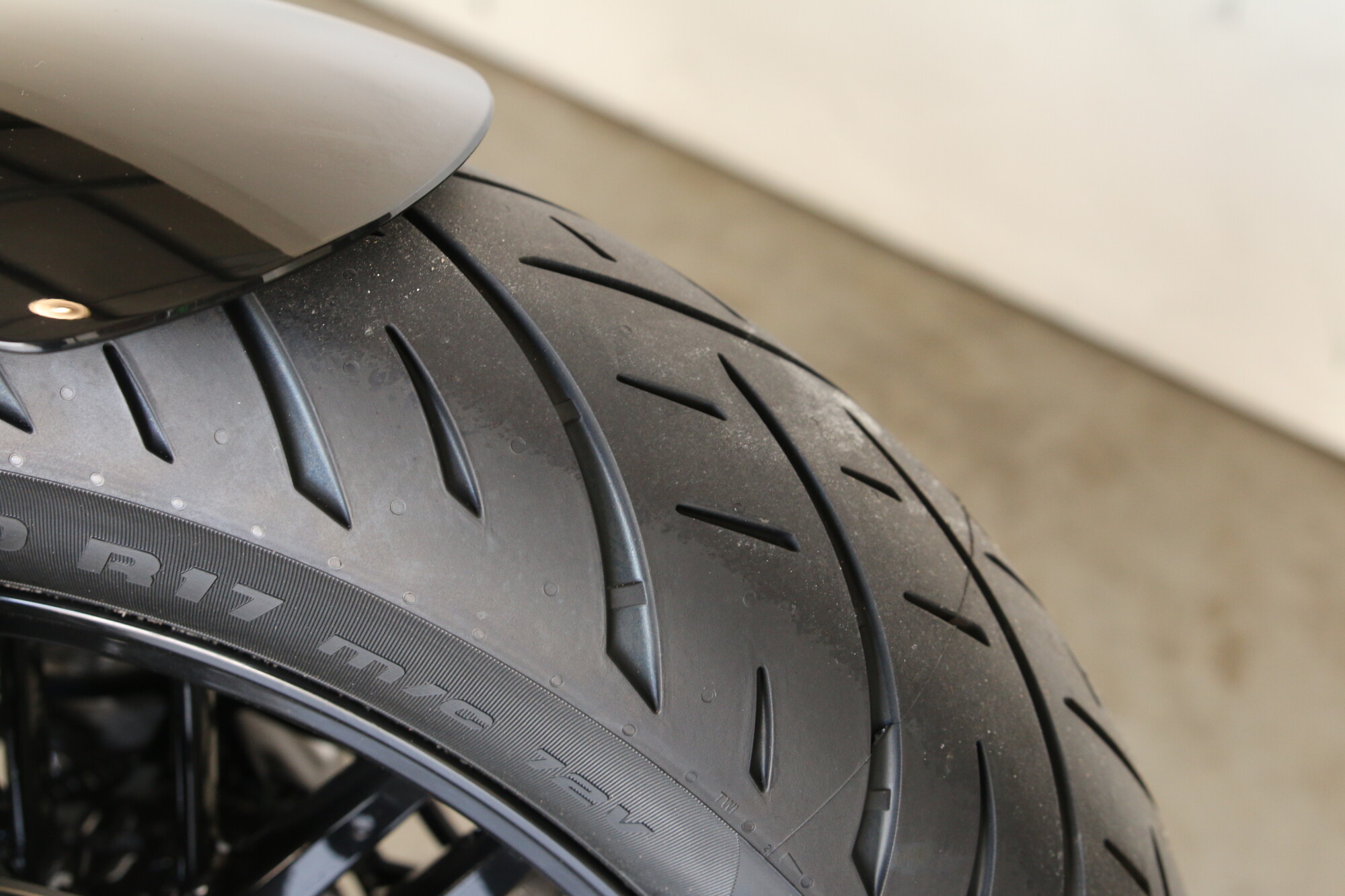 2024 Triumph Rocket 3 R, photo 14