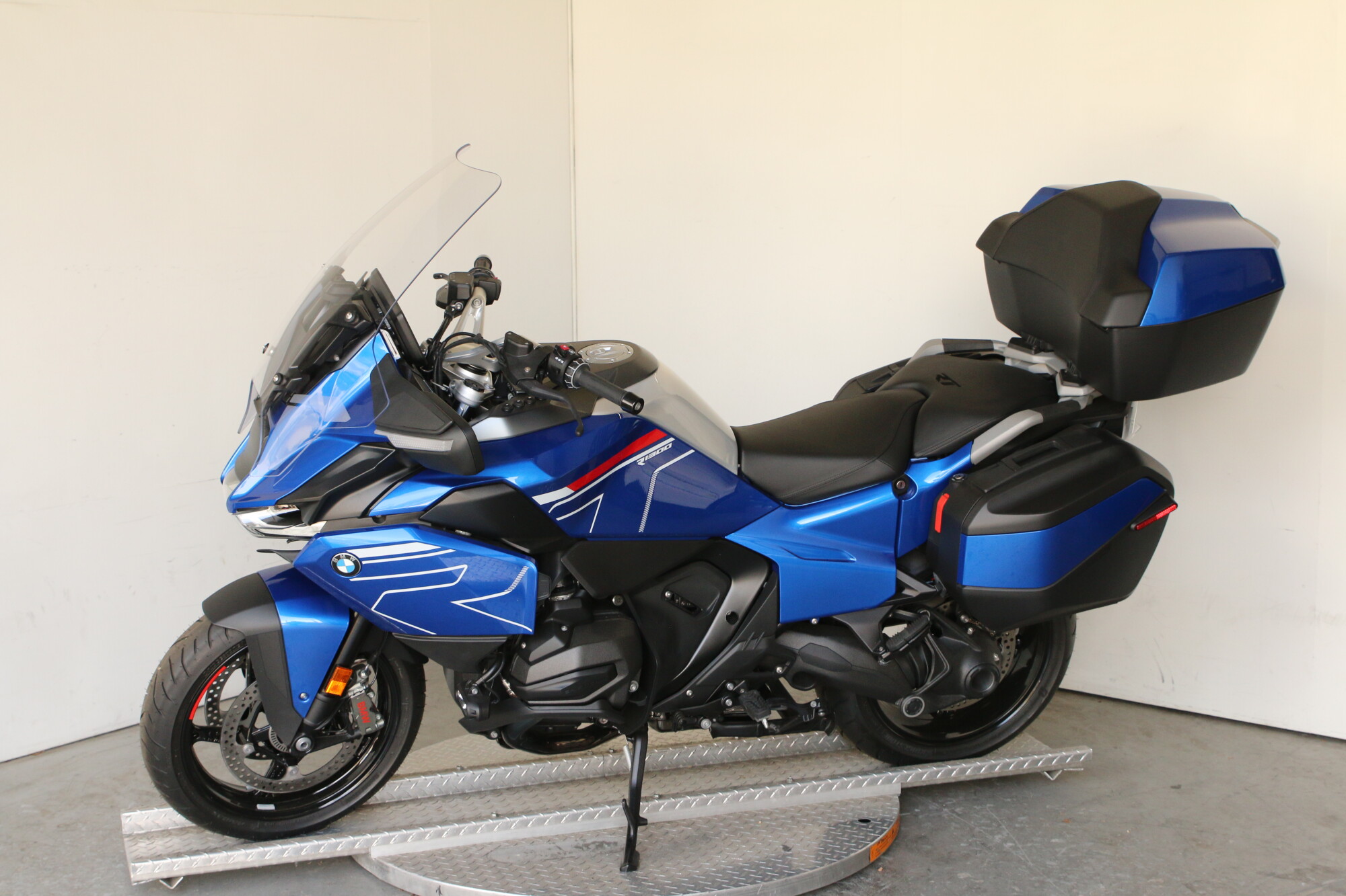 2026 BMW R 1300 RT, photo 8