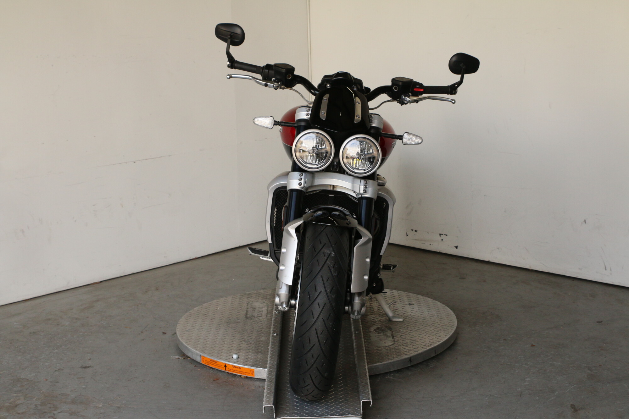 2024 Triumph Rocket 3 R, photo 10