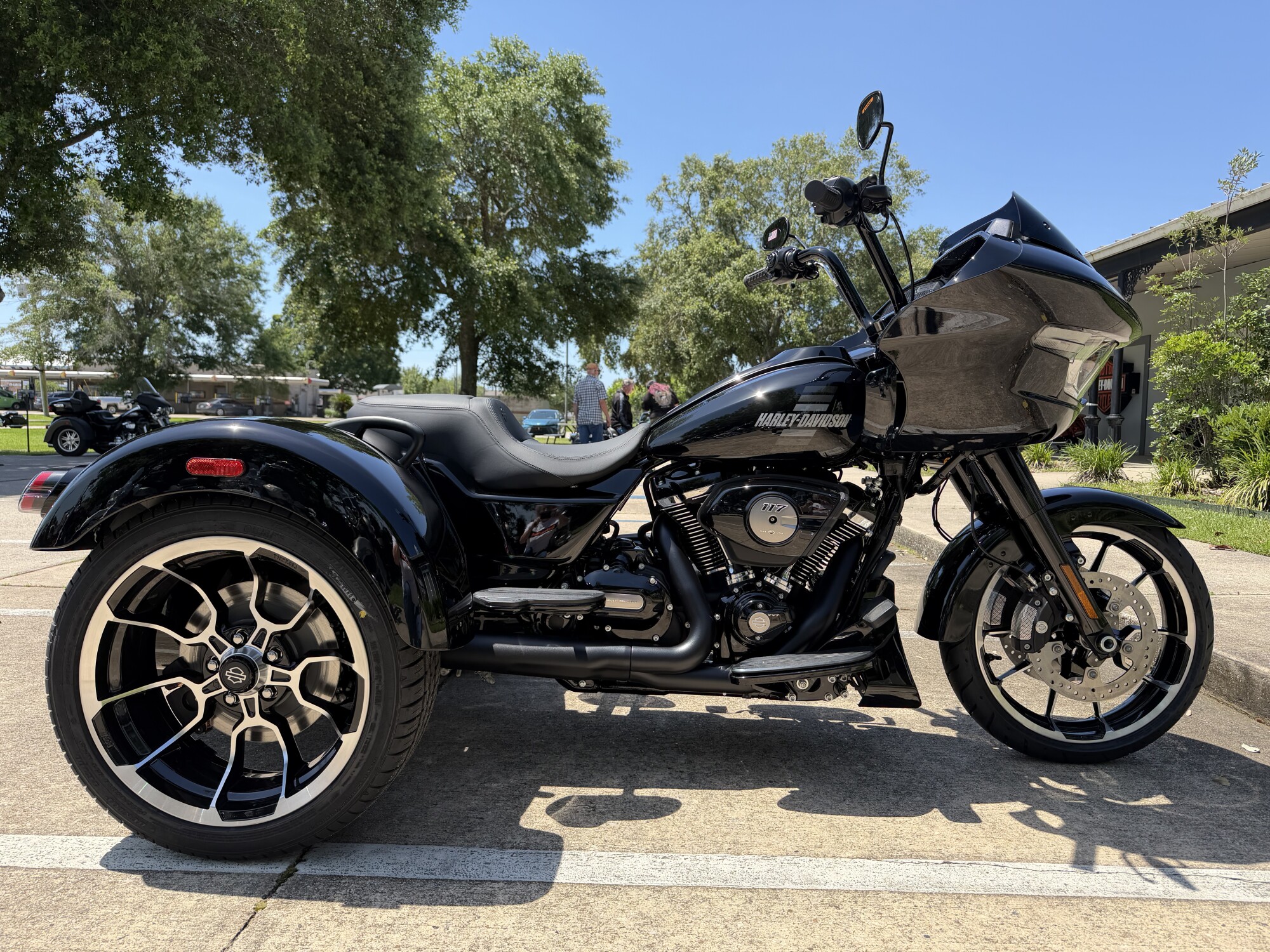 FLTRT 2026 Road Glide 3