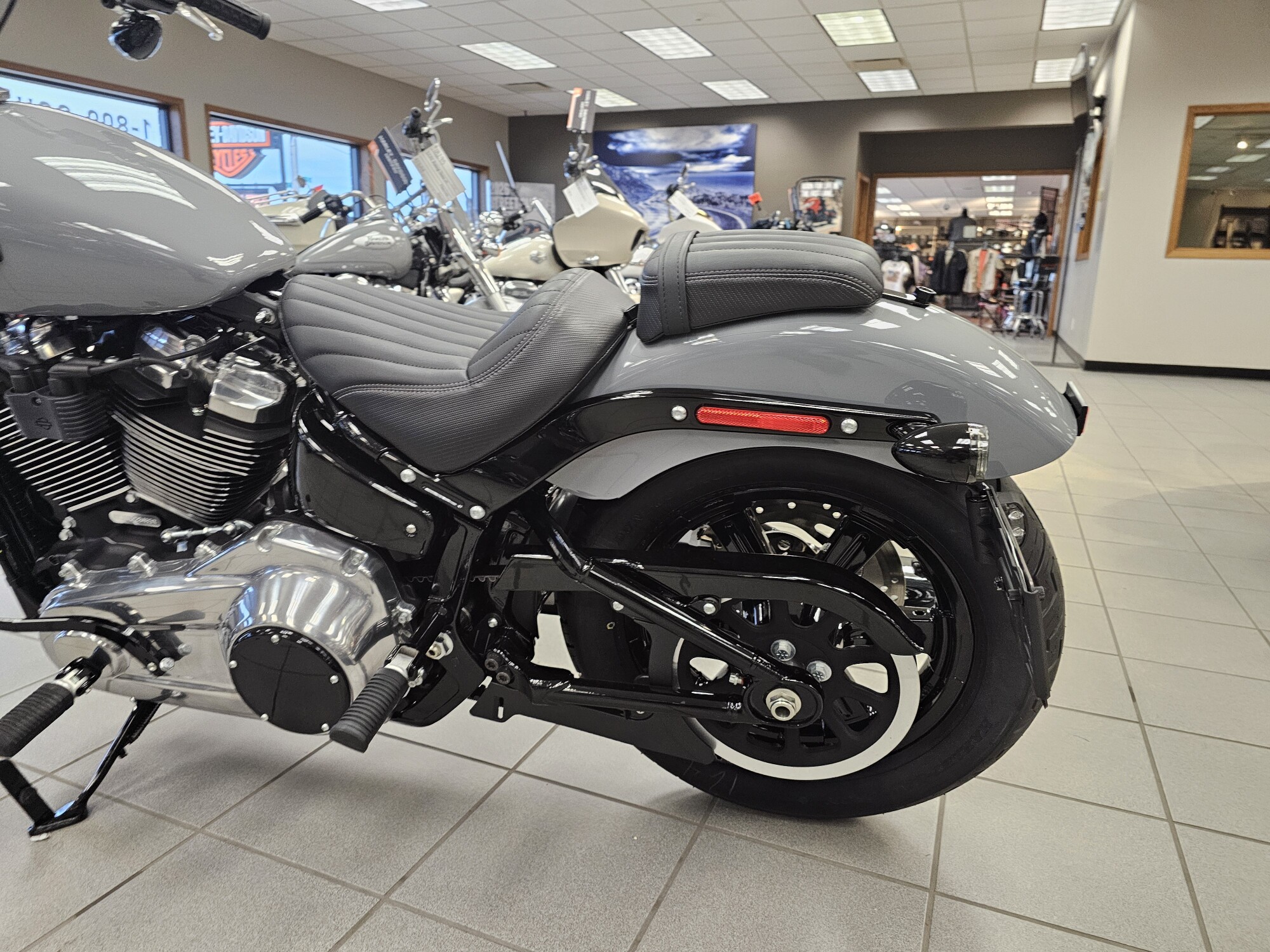 FXBB 2026 Street Bob®, photo 16