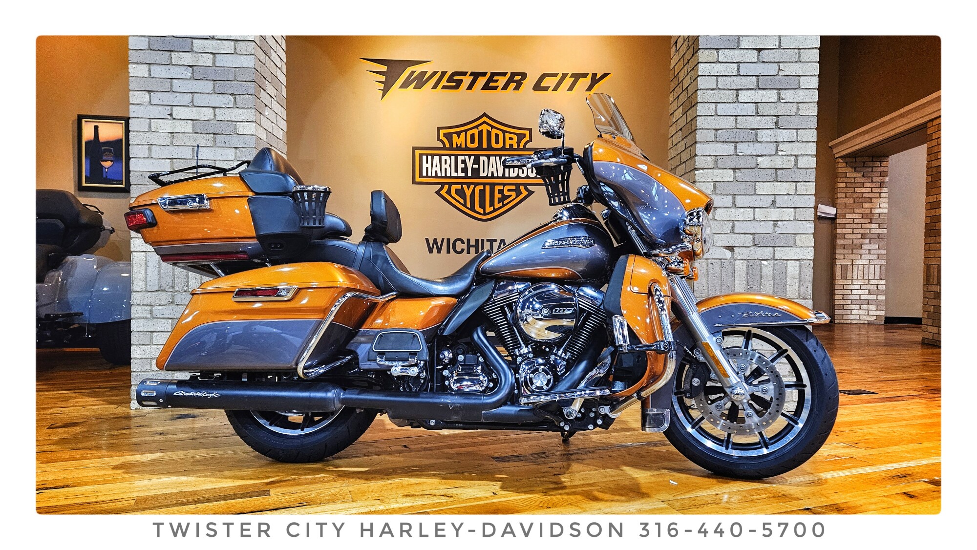 2015 Harley-Davidson® Electra Glide® Ultra Classic® Low, FLHTCUL