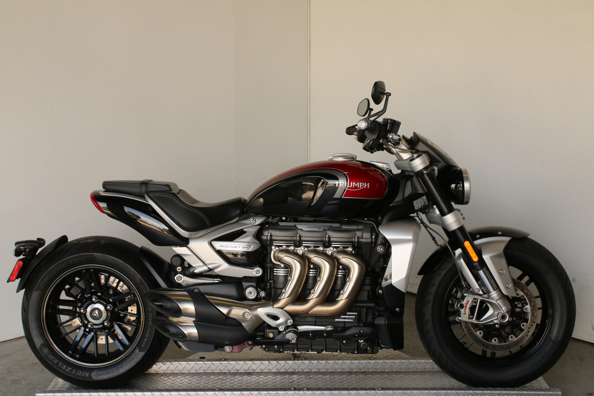 2024 Triumph Rocket 3 R