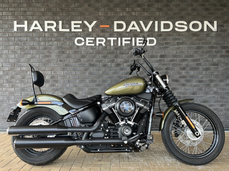 2018 Harley-Davidson® Street Bob® Olive Gold