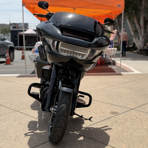 2024 Harley-Davidson® Road Glide® Vivid Black thumb 3
