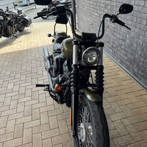 2018 Harley-Davidson® Street Bob® Olive Gold thumb 0