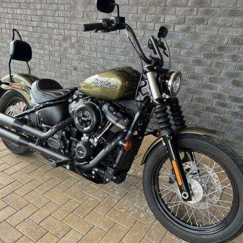2018 Harley-Davidson® Street Bob® Olive Gold thumb 3
