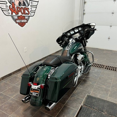 FLHXS 2015 Street Glide® Special thumb 2