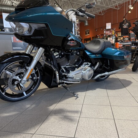 FLTRX 2026 Road Glide® thumb 2