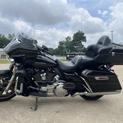 2017 Harley-Davidson® Ultra Limited Black Quartz thumb 0