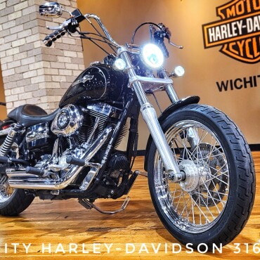 2012 Harley-Davidson® Super Glide® Custom, FXDC thumb 2