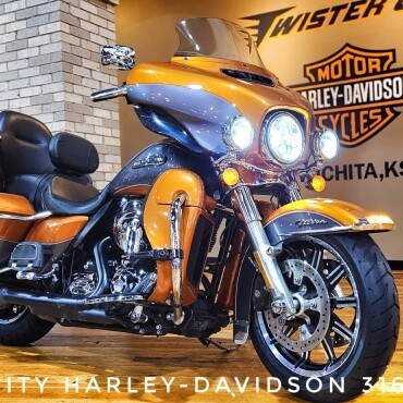 2015 Harley-Davidson® Electra Glide® Ultra Classic® Low, FLHTCUL thumb 2