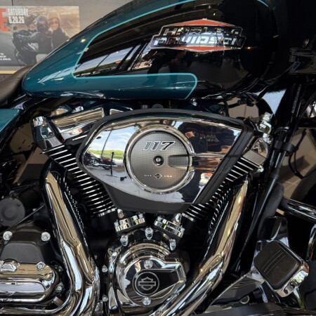 FLTRX 2026 Road Glide® thumb 3
