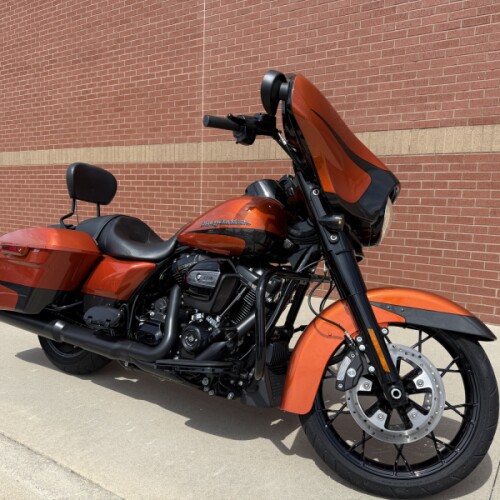 2020 Harley-Davidson® Street Glide® Special Scorched Orange/Silver Flux thumb 3