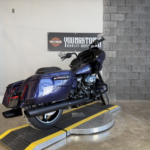 2026 Harley-Davidson® Road Glide® FLTRX thumb 3