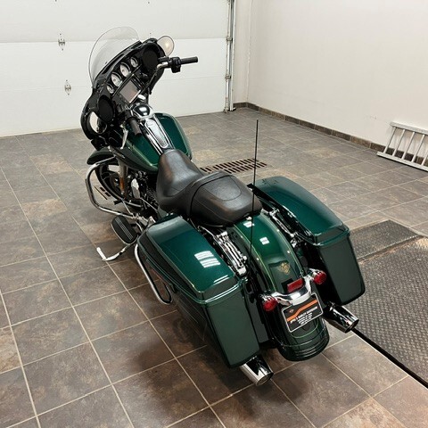 FLHXS 2015 Street Glide® Special thumb 1