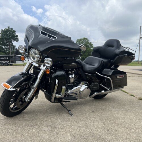 2017 Harley-Davidson® Ultra Limited Black Quartz thumb 1