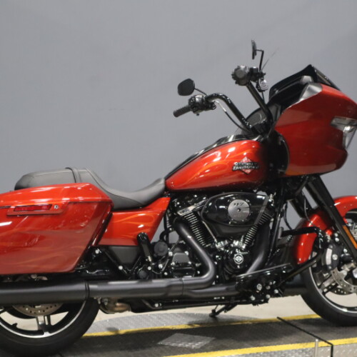 2025 Harley-Davidson® Road Glide™ FLTRX thumb 2