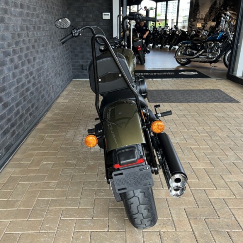 2018 Harley-Davidson® Street Bob® Olive Gold thumb 1