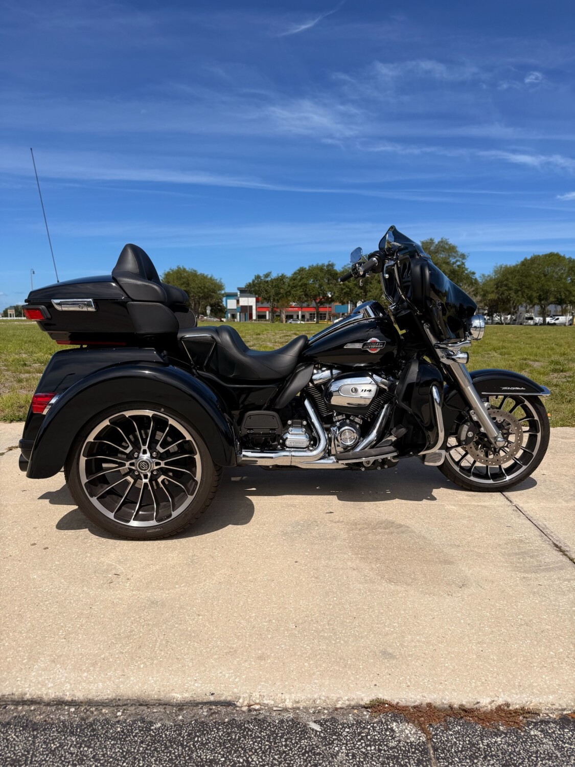 FLHTCUTG 2025 Tri Glide® Ultra
