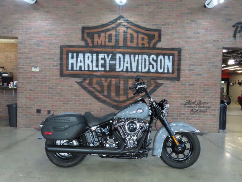2026 Harley-Davidson® Heritage Classic FLHC