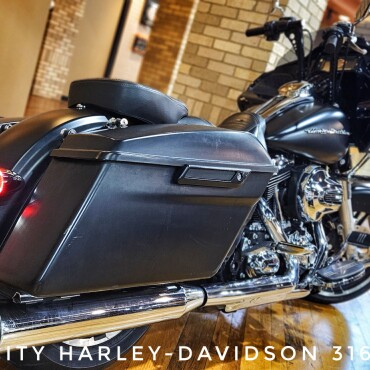 2015 Harley-Davidson® Road Glide® Special, FLTRXS thumb 1