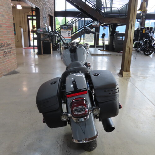 2026 Harley-Davidson® Heritage Classic FLHC thumb 0