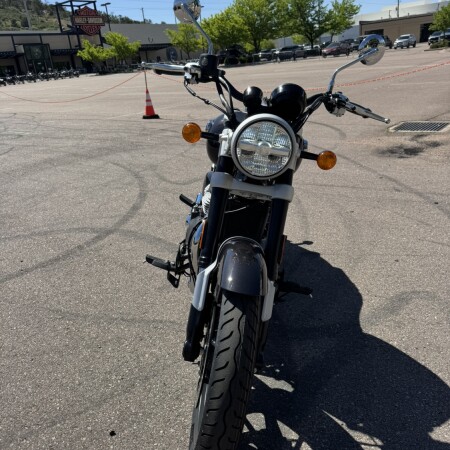 2026 Royal Enfield Super Meteor 650 thumb 2