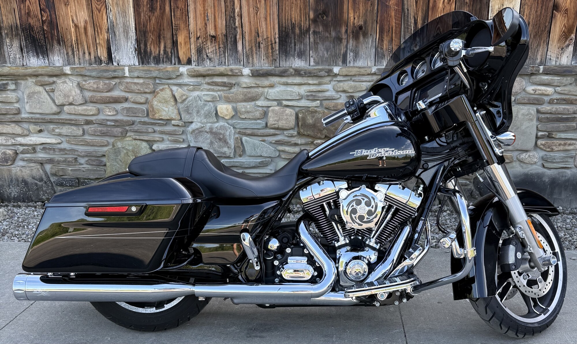 2016 Harley-Davidson® Street Glide® Special Vivid Black