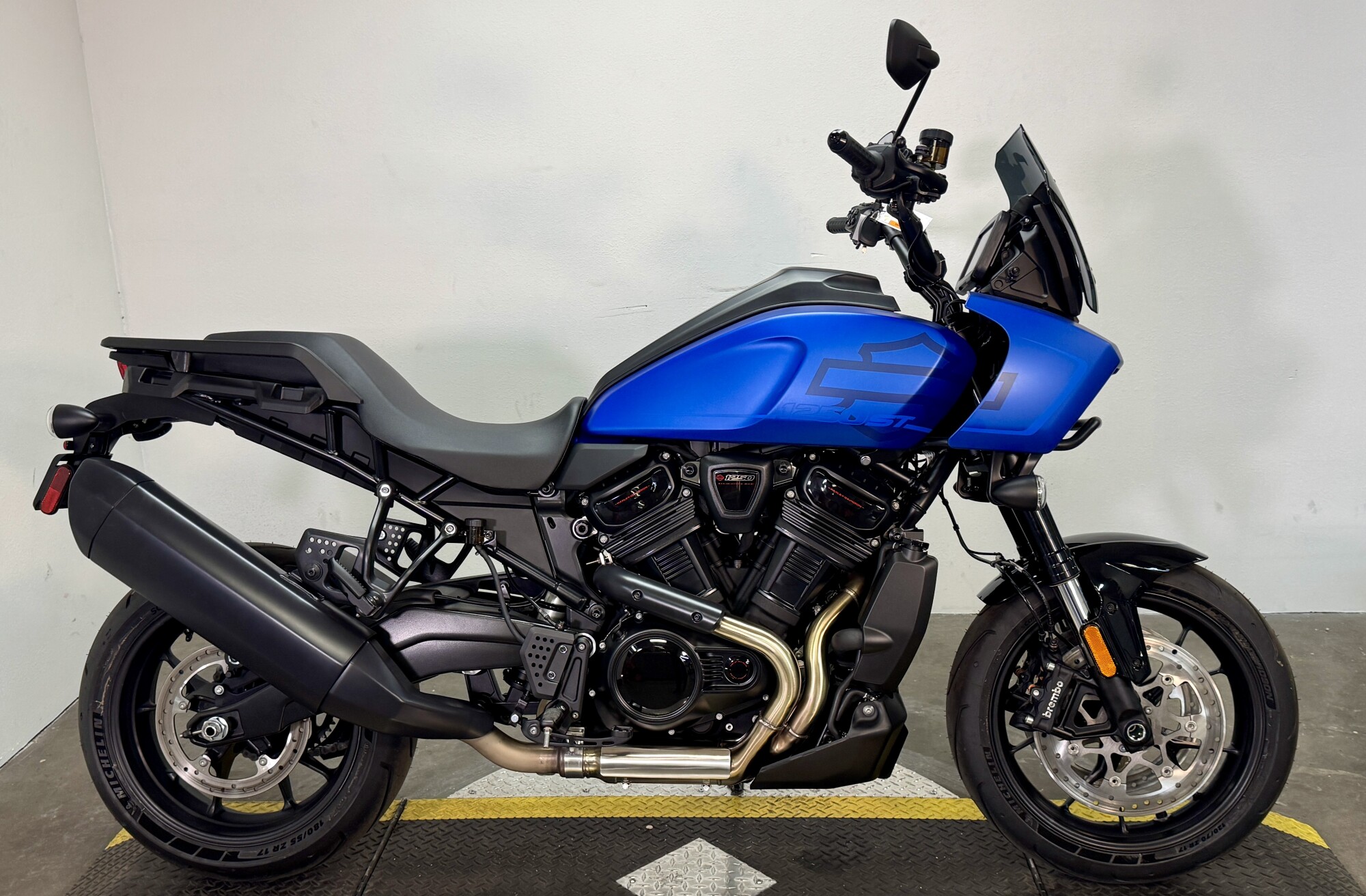 RA1250ST 2026 Pan America® 1250 ST
