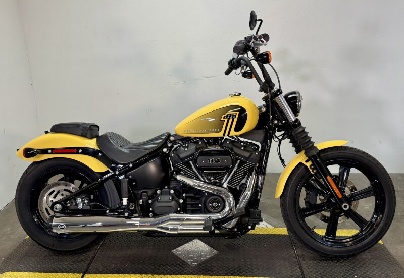 FXBBS 2023 Street Bob® 114