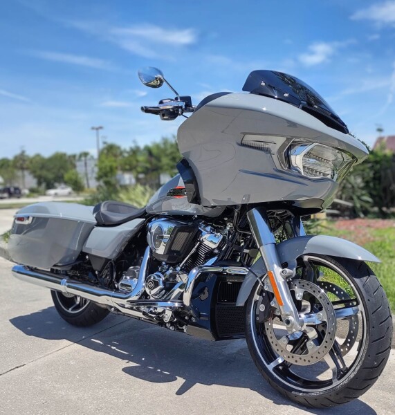 Harley-Davidson® Road Glide™ 2026