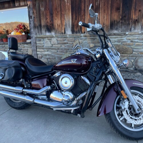 2007 Yamaha V Star 1100 Silverado Black Cherry thumb 1