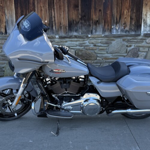 2026 Harley-Davidson® Street Glide® Dark Billiard Gray Chrome Solo thumb 3