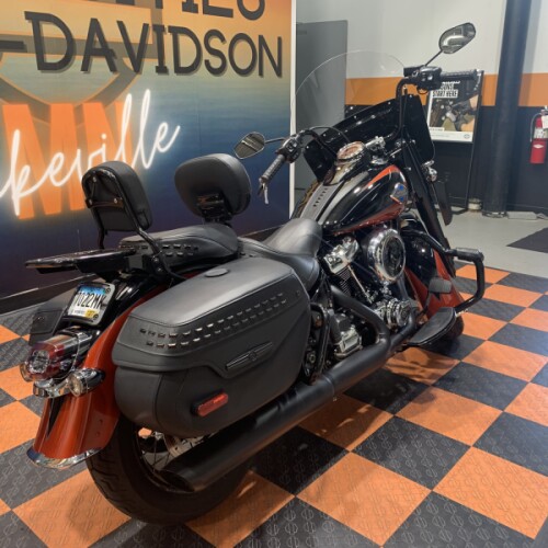 2025 Harley-Davidson Heritage Classic FLHC thumb 3