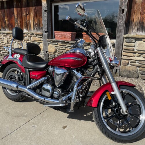 2010 Yamaha V Star 950 Candy Red thumb 1