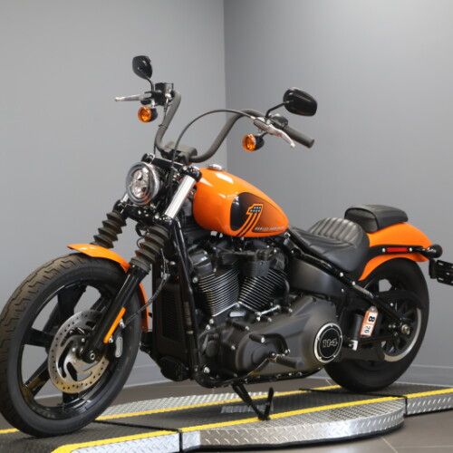 2024 Harley-Davidson® Street Bob® 114 Baja Orange thumb 1