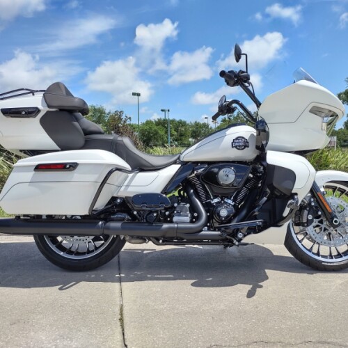 Harley-Davidson® Road Glide Limited 2026 thumb 3