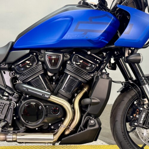 RA1250ST 2026 Pan America® 1250 ST thumb 3