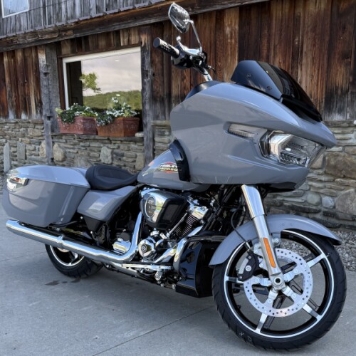 2026 Harley-Davidson® Road Glide® Dark Billiard Gray Chrome Solo thumb 1