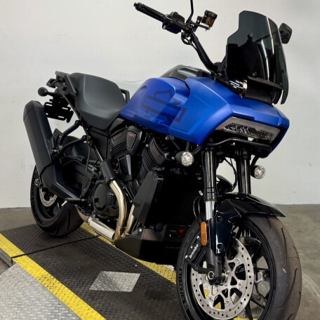 RA1250ST 2026 Pan America® 1250 ST thumb 2