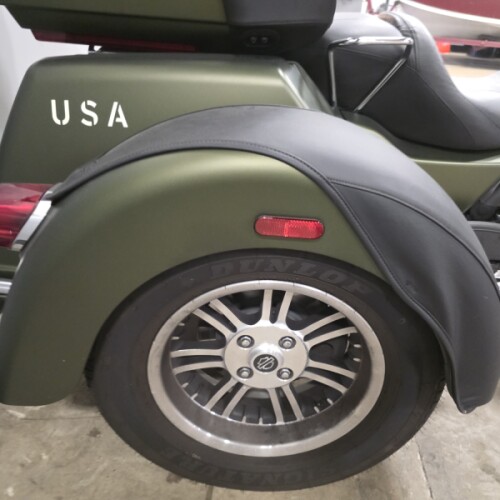 FLHTCUTG 2022 Tri Glide® Ultra thumb 2