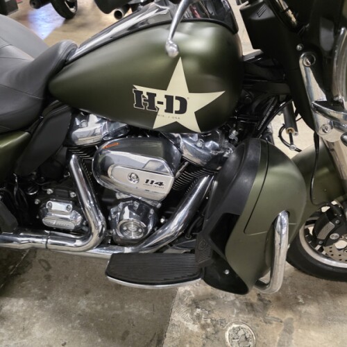 FLHTCUTG 2022 Tri Glide® Ultra thumb 3