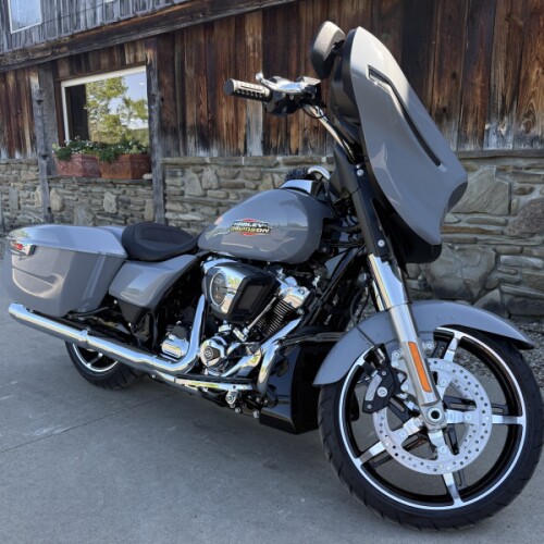 2026 Harley-Davidson® Street Glide® Dark Billiard Gray Chrome Solo thumb 1