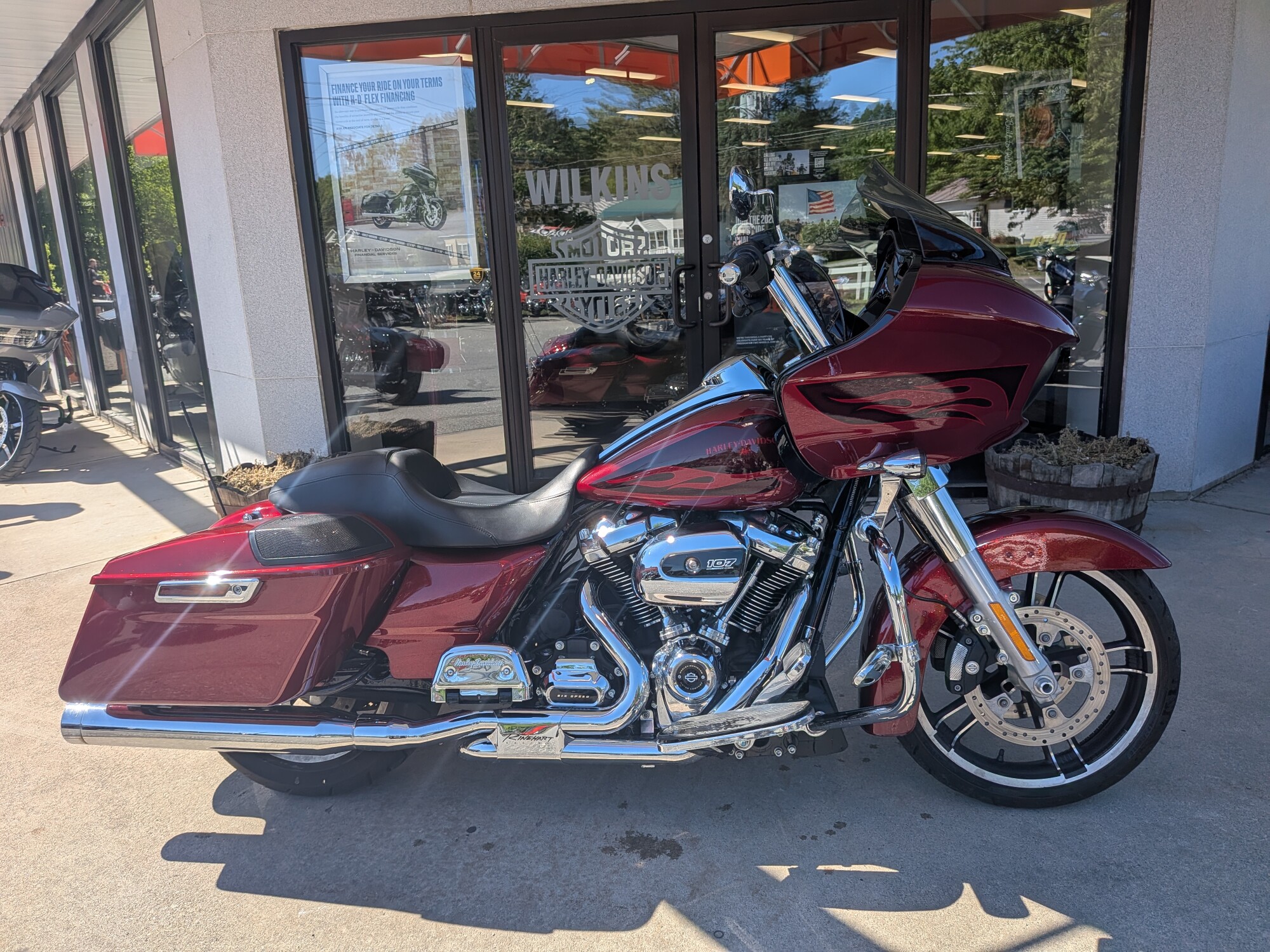 2017 HARLEY-DAVIDSON FLTRXS ROAD GLIDE SPECIAL in HCC Hot Rod Red Flake