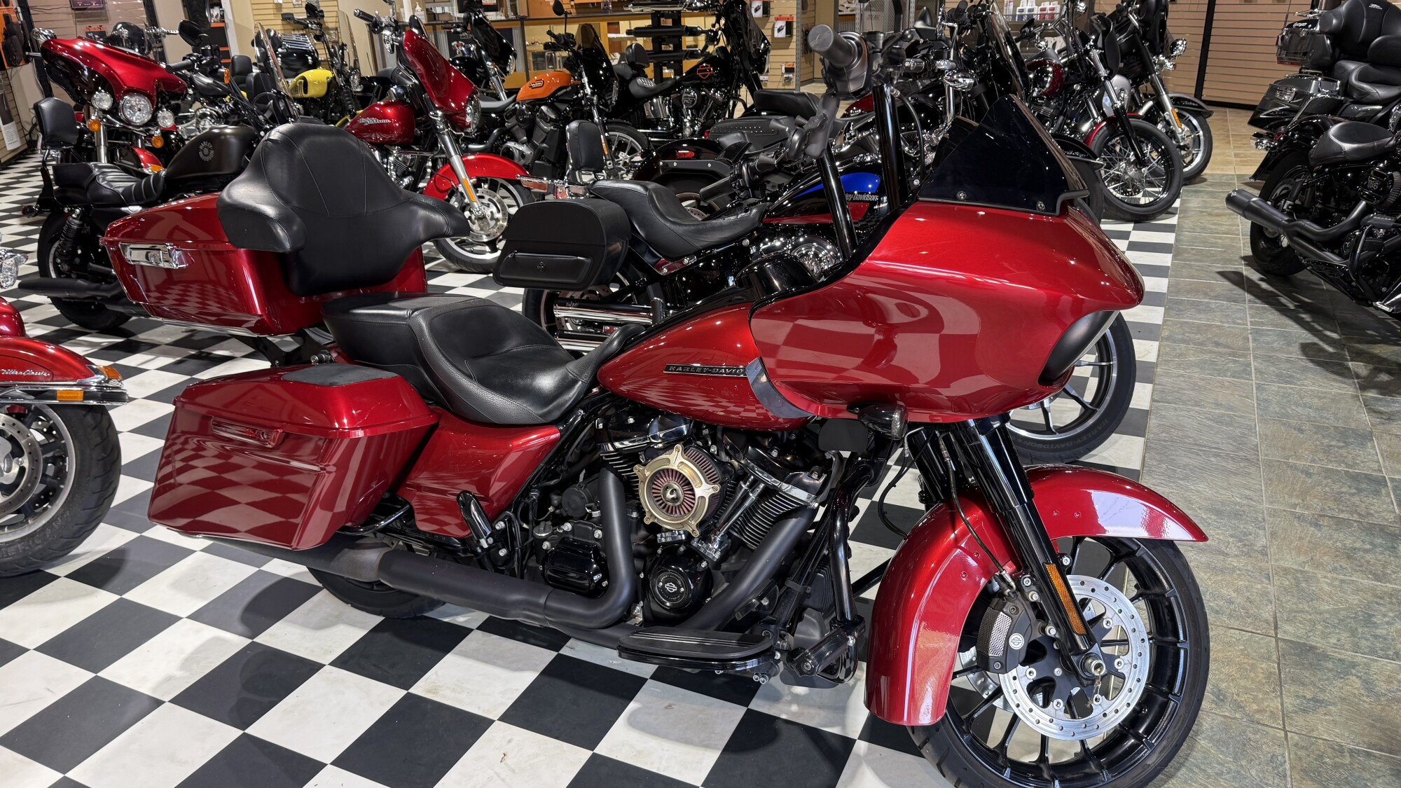 FLTRXS 2018 Road Glide® Special