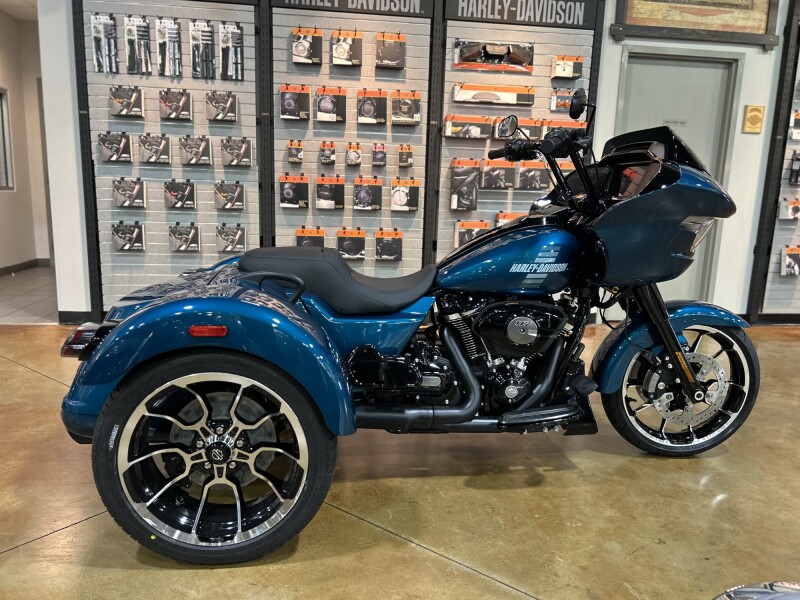 FLTRT 2026 Road Glide 3