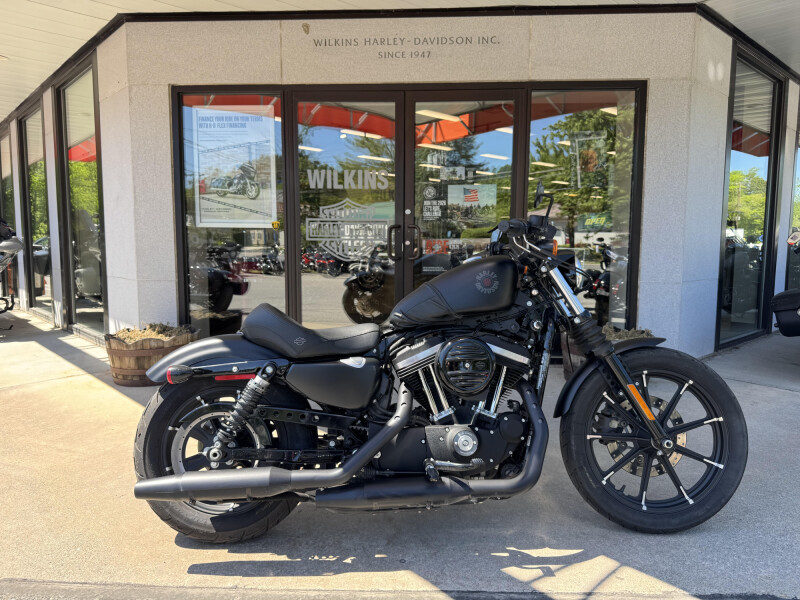 2022 HARLEY-DAVIDSON XL883N IRON 883 in Black Denim