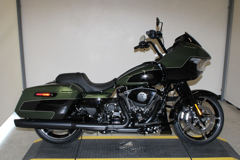 2026 Harley-Davidson Road Glide Grand American Touring FLTRX