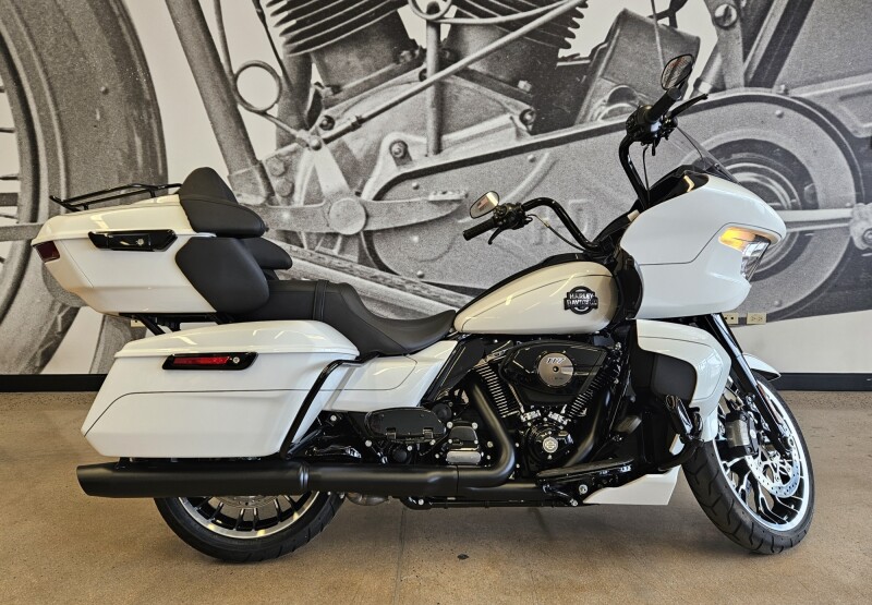 2026 Road Glide Limited FLTRXL